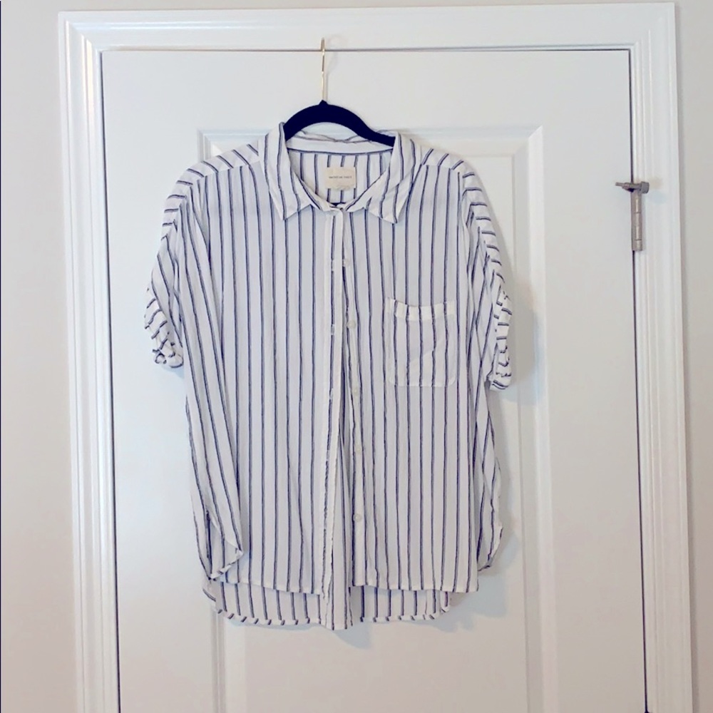 AE Striped Short Sleeve Button Up Shirt